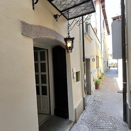 - Isola Madre Apartment